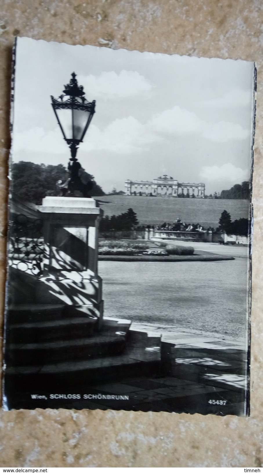 CPSM. WIEN - SCHLOSS SCHÖNBRUNNN - Echte Photographie Véritable  - LANTERNE - PAG WIEN - VIENNE - Schönbrunn Palace