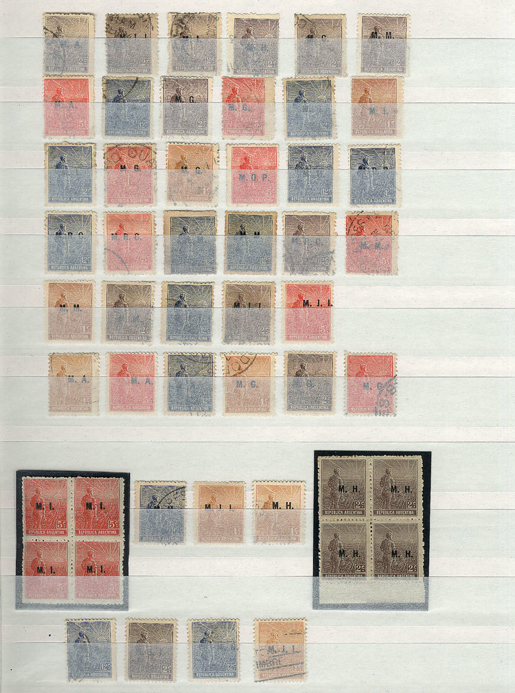 ARGENTINA Interesting Group Of Several Hundreds Mint And Used Stamps In Stockbo - Dienstmarken