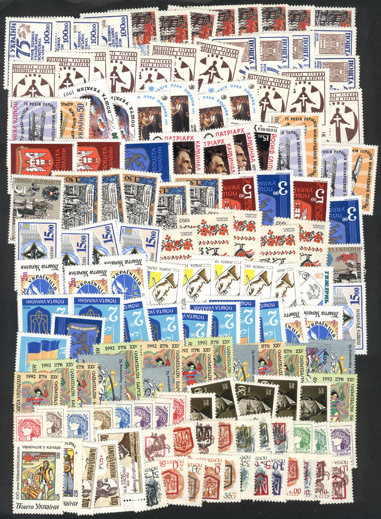 UKRAINE Lot With Large Number Of Modern Stamps (circa 1990s), All MNH And Of Ex - Oekraïne