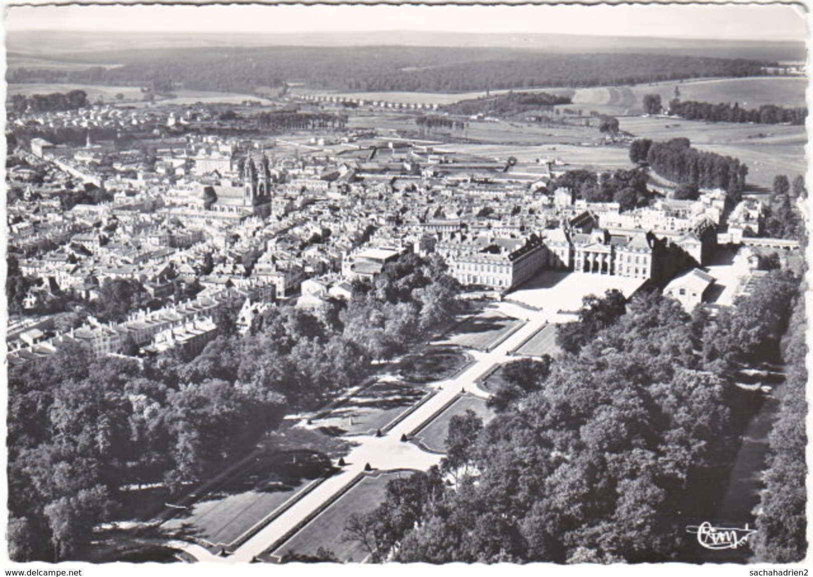 54. Gf. LUNEVILLE. Vue Générale Aérienne. 10329 (2) - Luneville