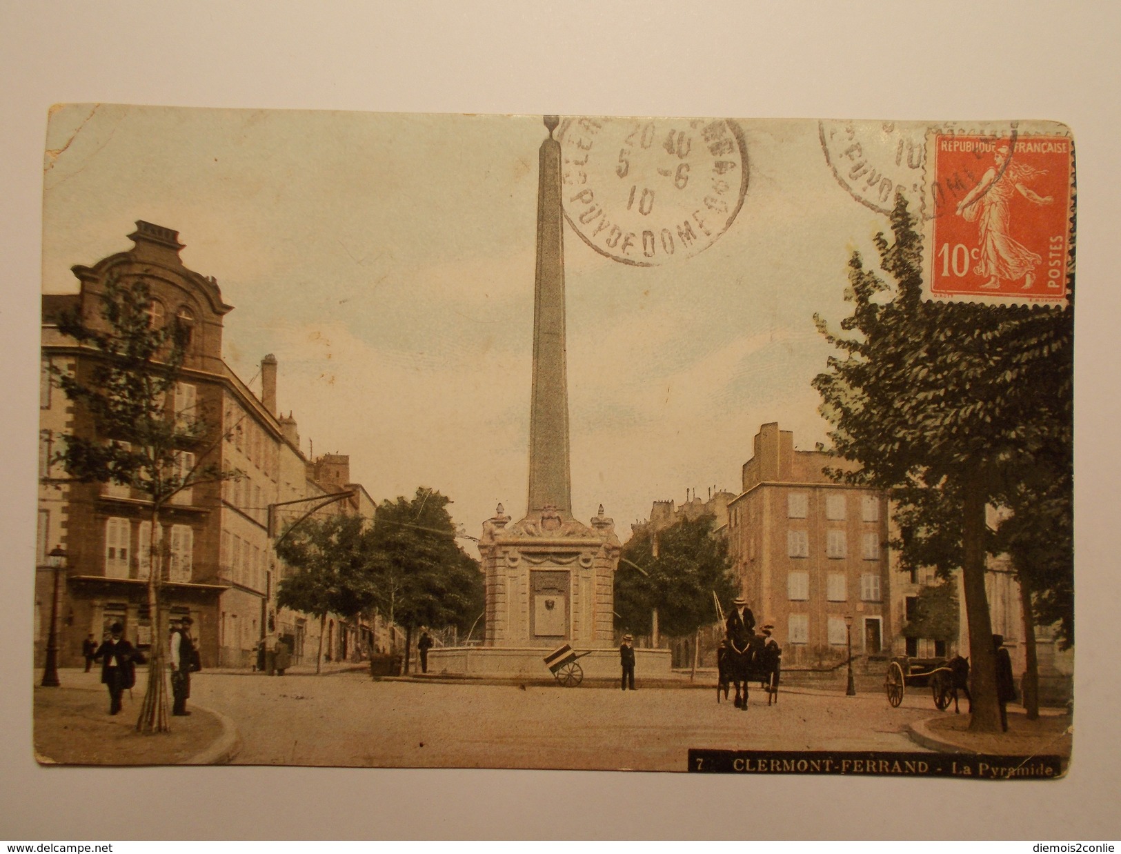 Carte Postale - CLERMONT FERRAND (63) - La Pyramide (1832) - Clermont Ferrand