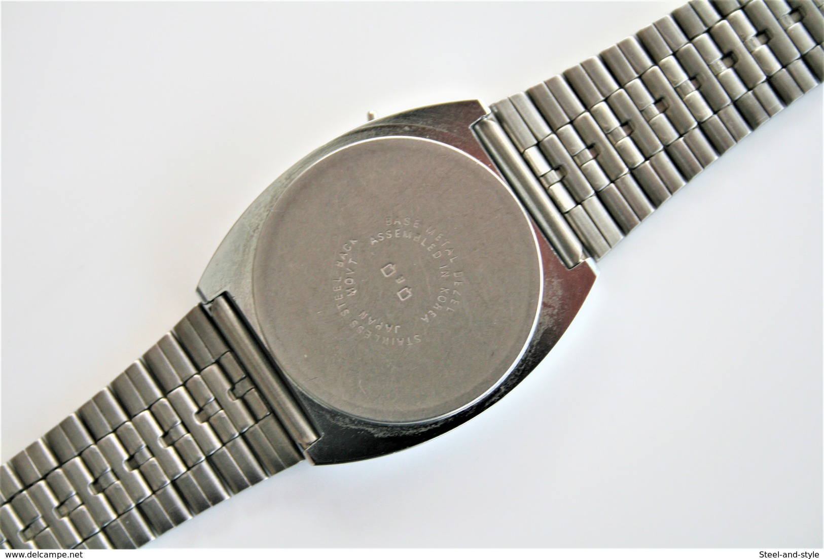 watches : Q&Q BY CITIZEN DIGITAL MEN -   - original  - running - excelent condition