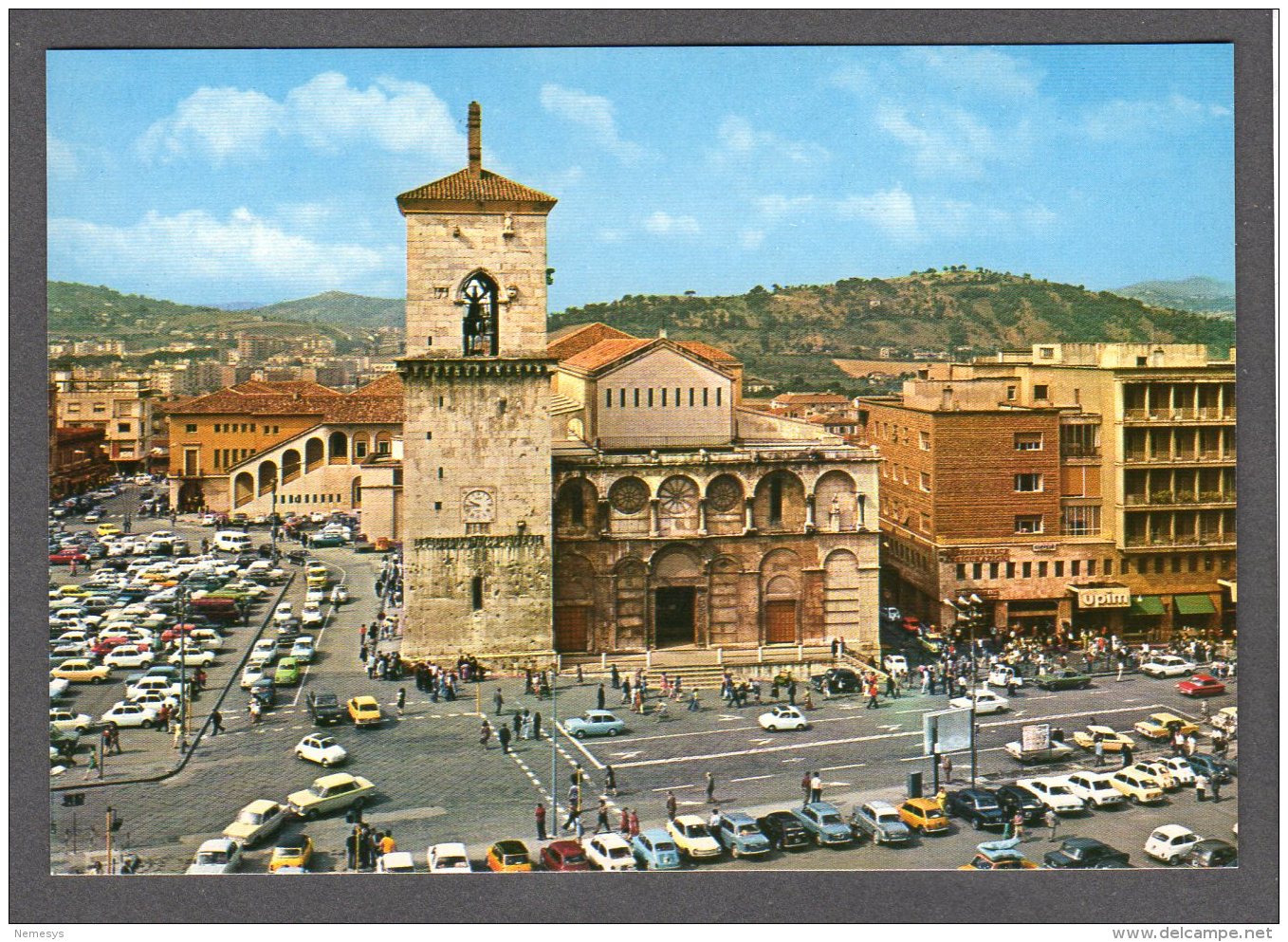 BENEVENTO Piazza Orsini E Duomo FG NV SEE 2 SCANS Animata - Benevento