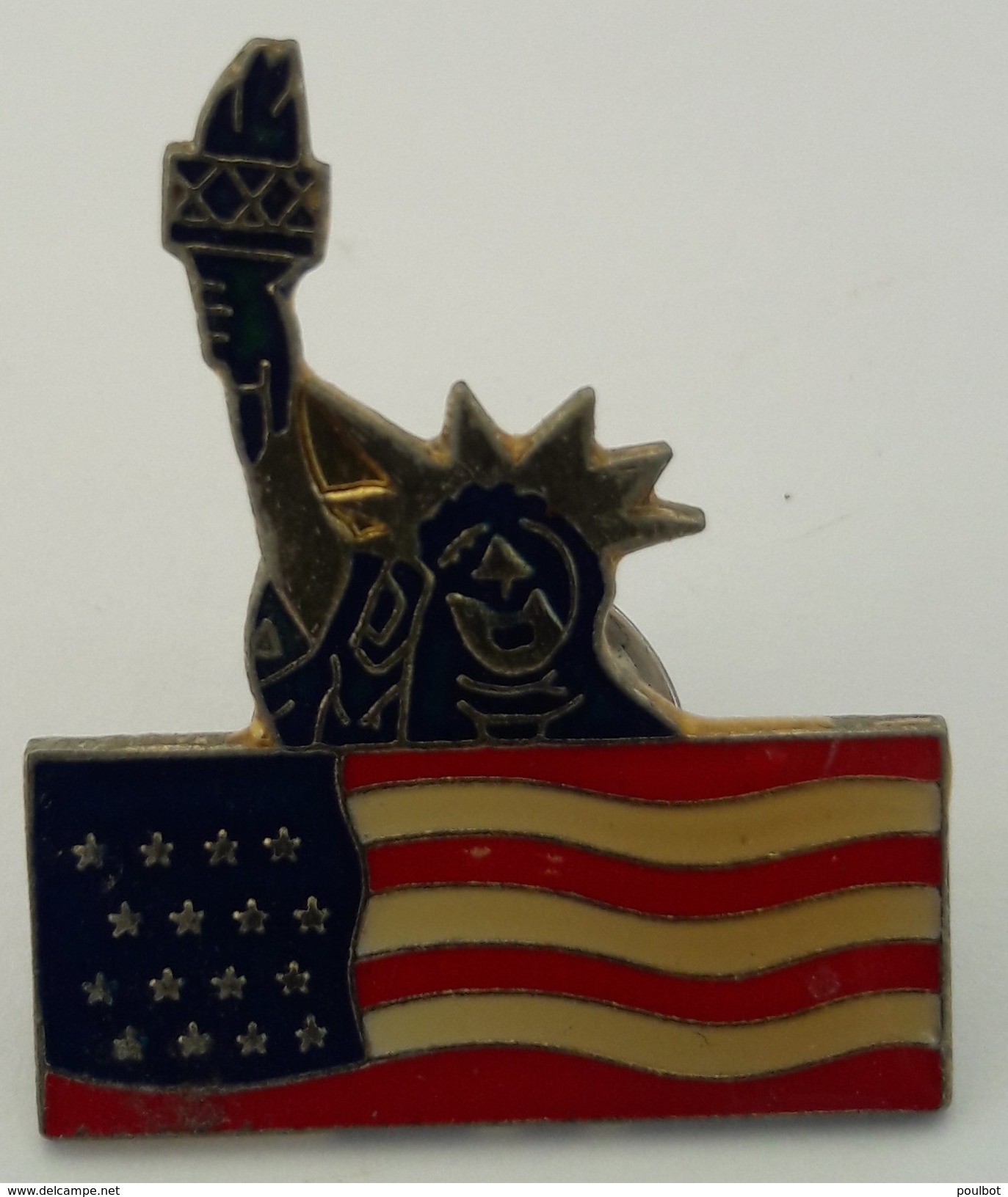 Pins Drapeau Amérique Statue De La Liberté - Autres & Non Classés