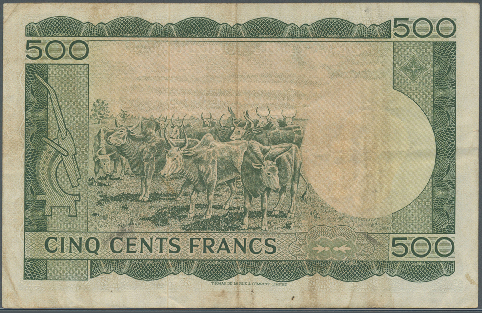 01653 Mali: 500 Francs 1960 P. 8, Used With Vertical And Horizontal Folds, No Holes Or Tears, Light Stain Trace At Lower - Mali