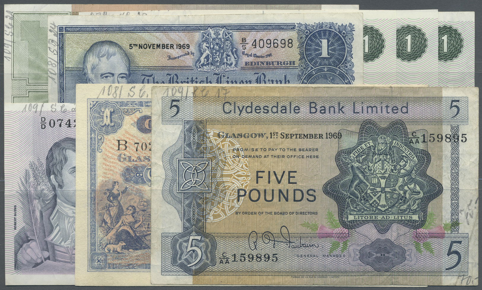 02881 Scotland / Schottland: Set With 8 Banknotes Containing 5 X 1 Pound 1942, 1969, 1971 And 1975 And 2 X 5 Pounds 1969 - Autres & Non Classés