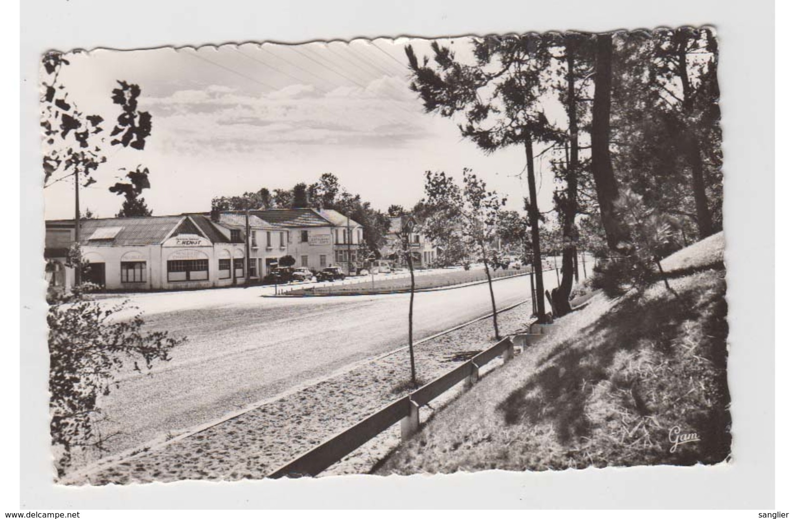 693 - STELLA-PAGE - BOULEVARD ED-LABRASSE A L'ENTREE DE STELLA - Wissant