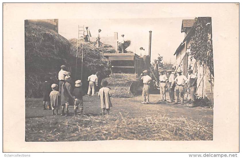 Thème: Agriculture. Battage. Moisson.  Carte Photo Non Localisée         (voir Scan) - Boerderijen