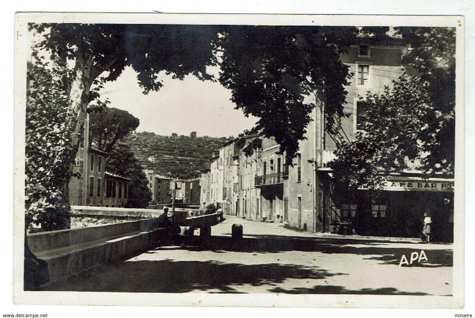 BEDARIEUX - La Place Cot Et La Rampe De Vèbre  - Bon état- Circulé 1950- Format 9x14 - Bedarieux