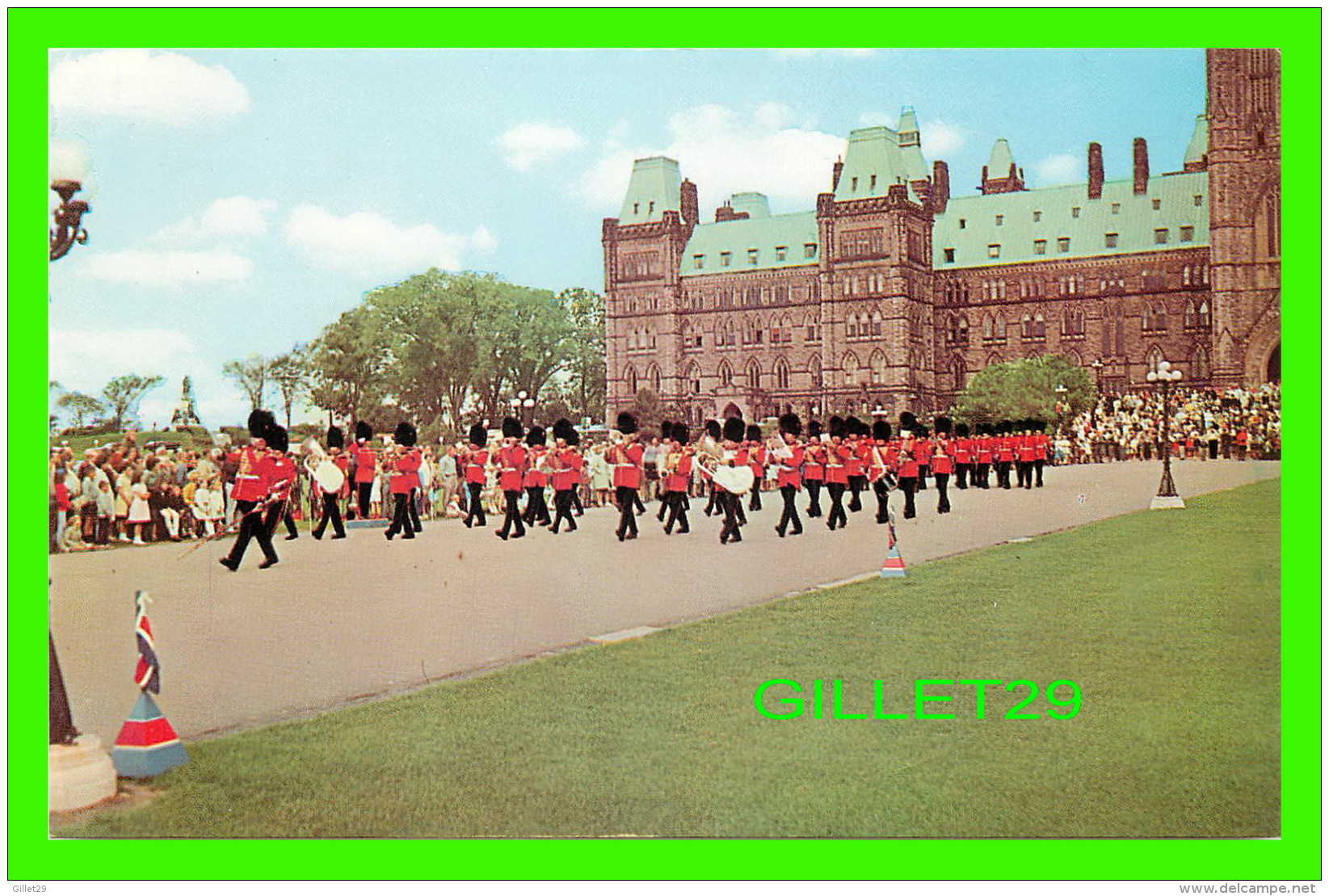 OTTAWA, ONTARIO - CHANGING THE GUARD BY THE REGIMENT OF CANADIAN GUARDS  - WORLD WIDE SALES AGENCIES LTD - - Ottawa