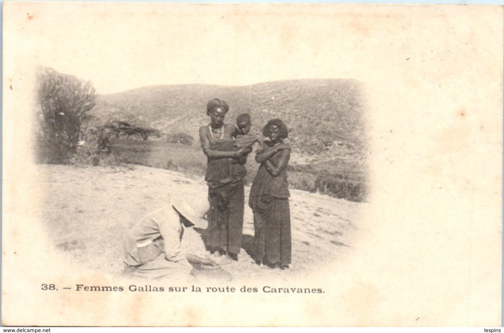 AFRIQUE --  SOMALIE- Femme Gallas Sur La Route Des Caravanes - Somalie