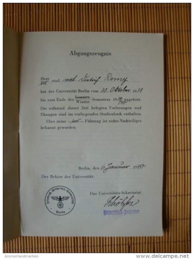 Studienbuch Medizin Von 1939 Universität Berlin, Mit Lichtbild Und Einigen Eintragungen - Historische Documenten