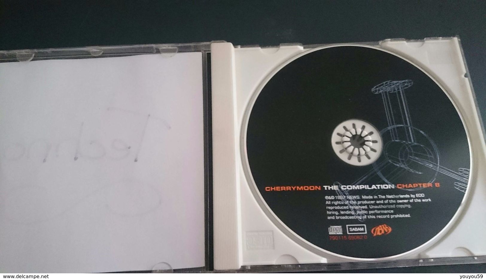 CD - Chanson - Musique - Album CHERRYMOON THE COMPILATION CHAPTER 8 TECHNO - Dance, Techno & House