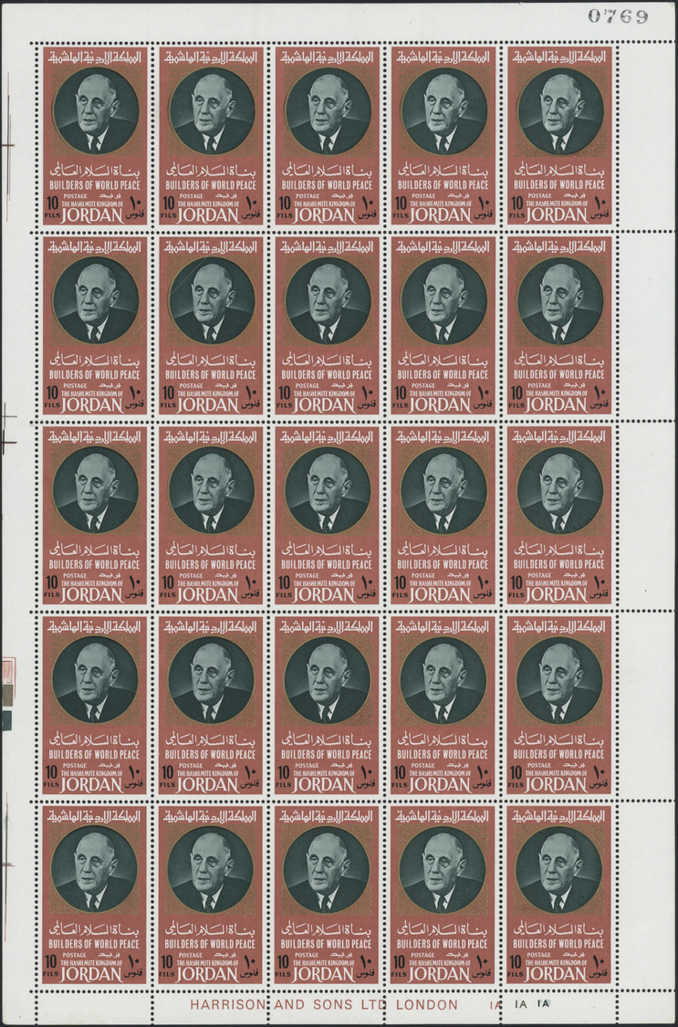 ** Jordanien: 1967, Builders Of World Peace, Both Issues, Ten Perforated Values Complete As Sheet Of 25 Stamps With Prin - Jordan