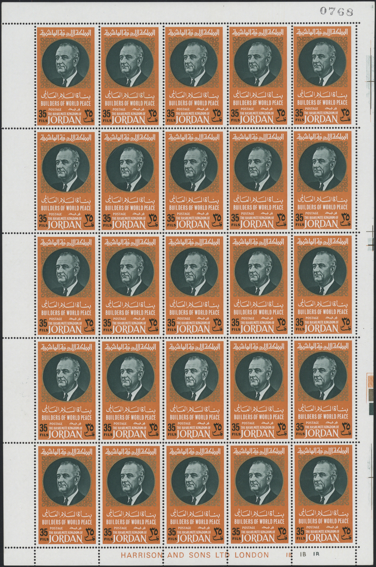 ** Jordanien: 1967, Builders Of World Peace, Both Issues, Ten Perforated Values Complete As Sheet Of 25 Stamps With Prin - Jordan