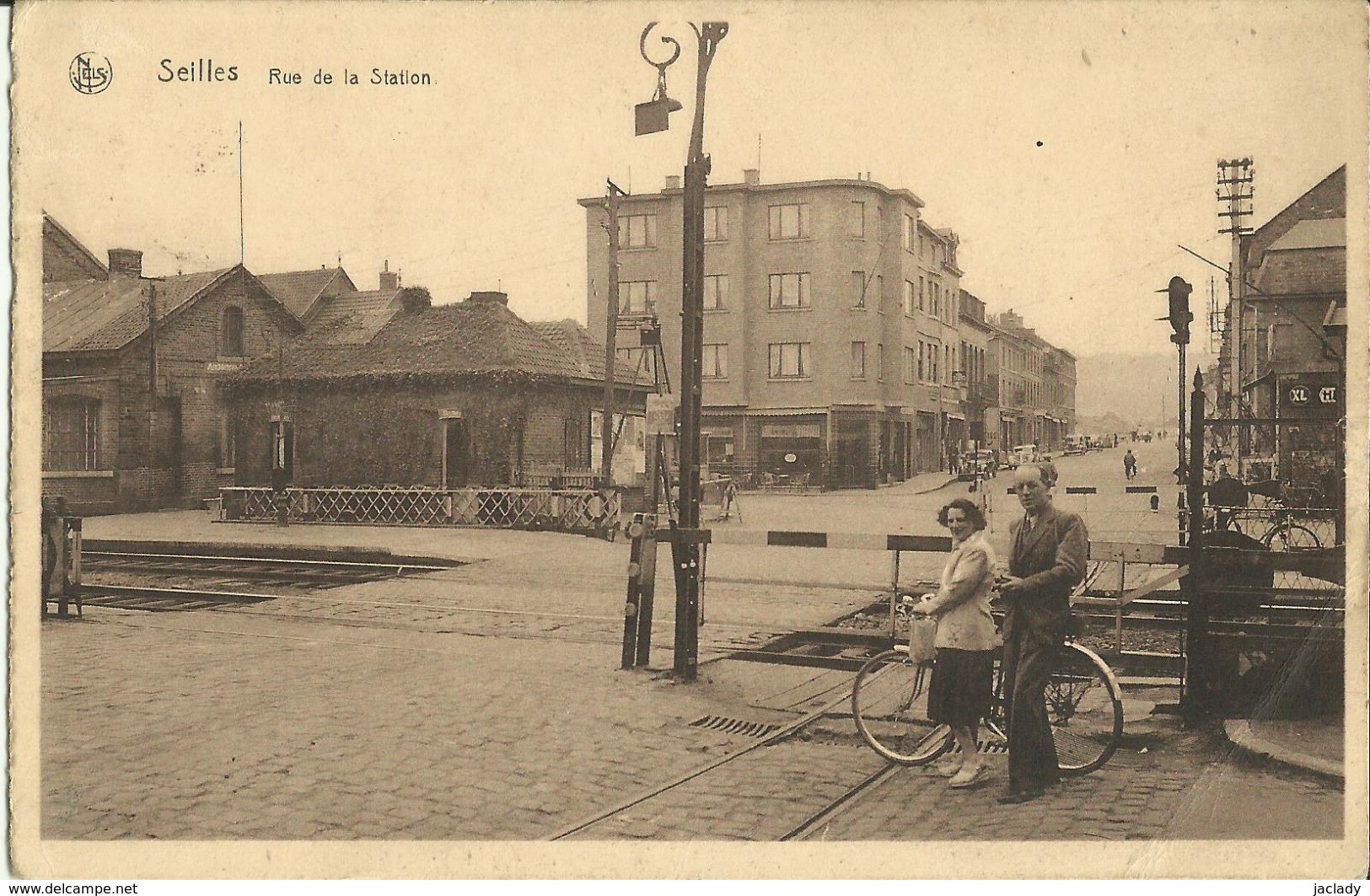 Seilles -- Rue De La Station.   (2 Scans) - Andenne