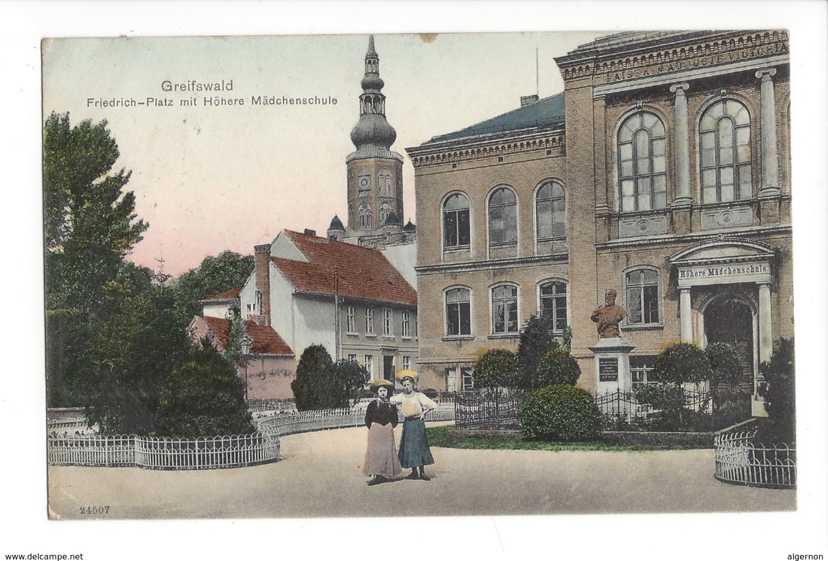 17576 - Greifswald Friedrich-Platz Mit Höhere Mädchenschule - Greifswald