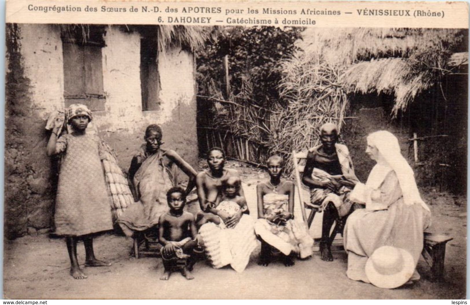 AFRIQUE --  DAHOMEY -- Congrégation Dees Soeurs  De N. D. Des Apotres - Catéchisme à Domicile - Dahomey