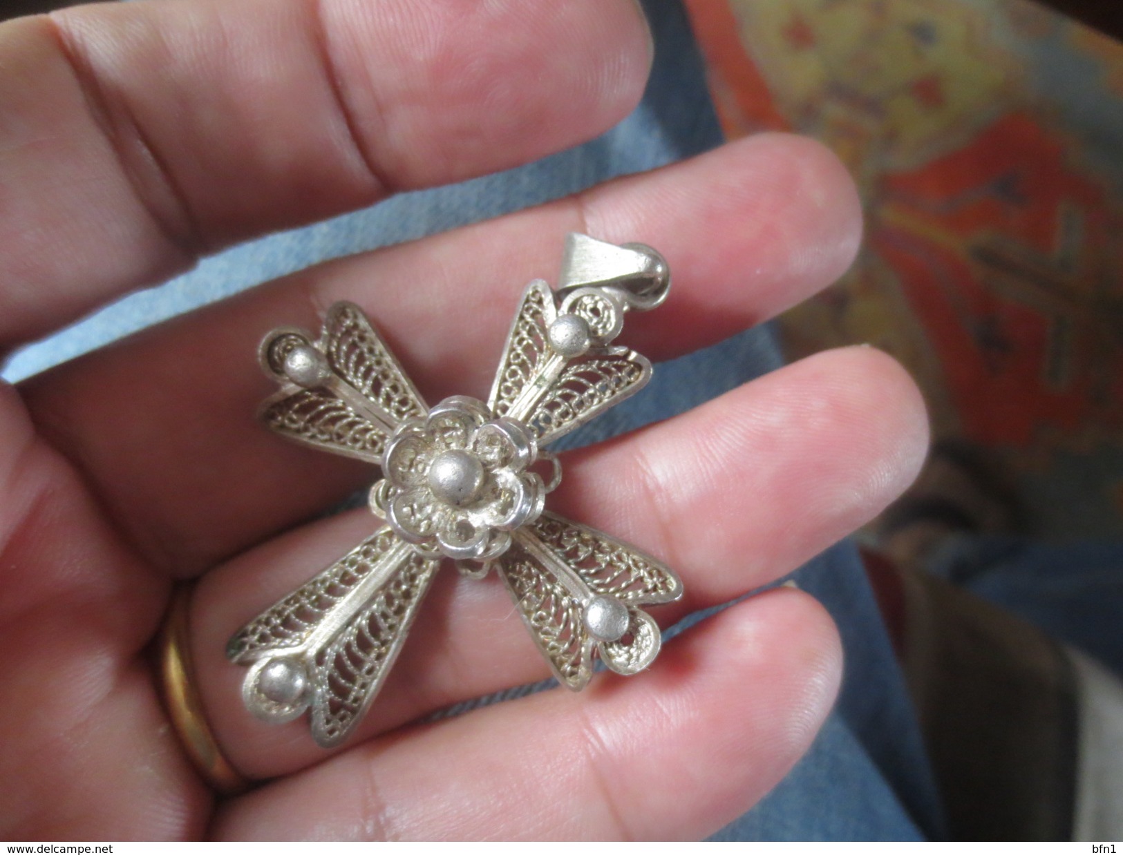 PENDENTIF - CROIX - METAL ARGENT-  VOIR PHOTOS - Pendants