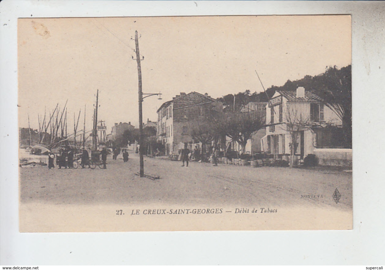 N°561   VAR.SAINT-MANDRIER  LE CREUX SAINT-GEORGES. CAFE.LE DEBIT DE TABACS N° 27 NOVELTA. - Saint-Mandrier-sur-Mer