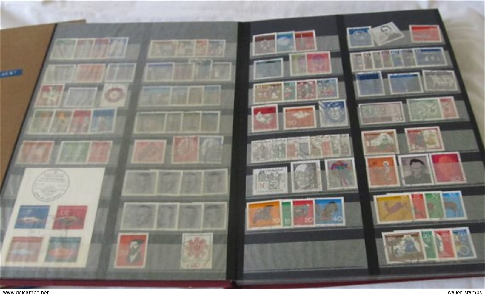 Lot With Stamps In 6 Albums