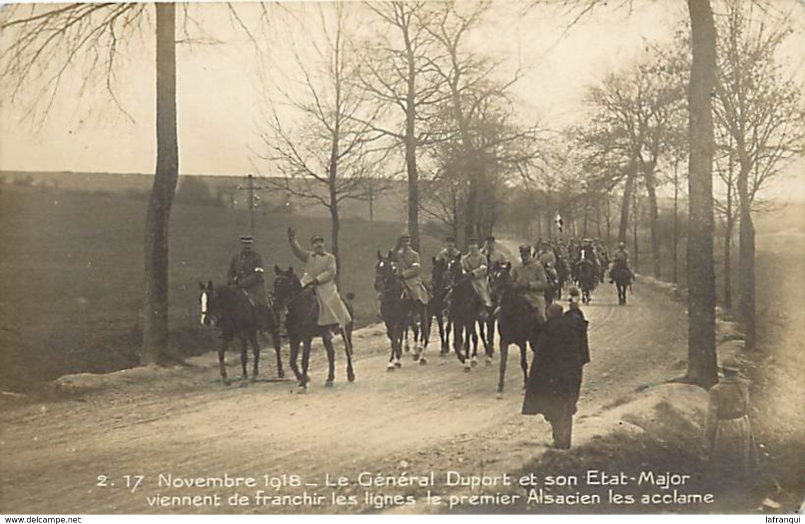 Guerre 1914-18- Ref L483- Novembre 1918- Le General Dupart Et Son Etat Major -le Premier Alsacien Les Acclame  - - Guerre 1914-18