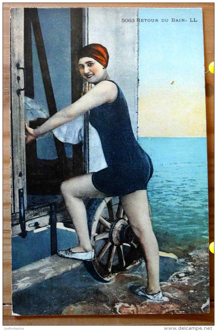 PIN UP  BELLE EPOQUE 5063 BAIGNEUSE RETOUR DU BAIN FEMME SEMI NUE LL PARIS SCAN R/V - Pin-Ups