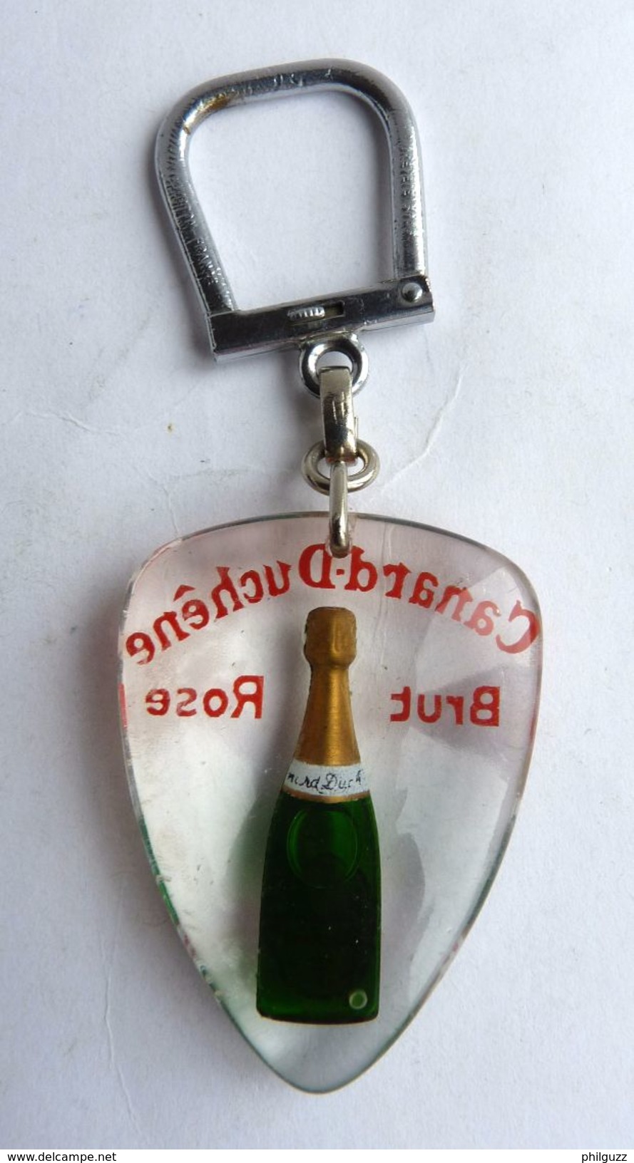 PORTE CLES KEY CHAIN BOURBON Forme écusson - CHAMPAGNE CANARD DUCHENE Brut Rose  - INCLUSION Bulle Mobile - Key-rings