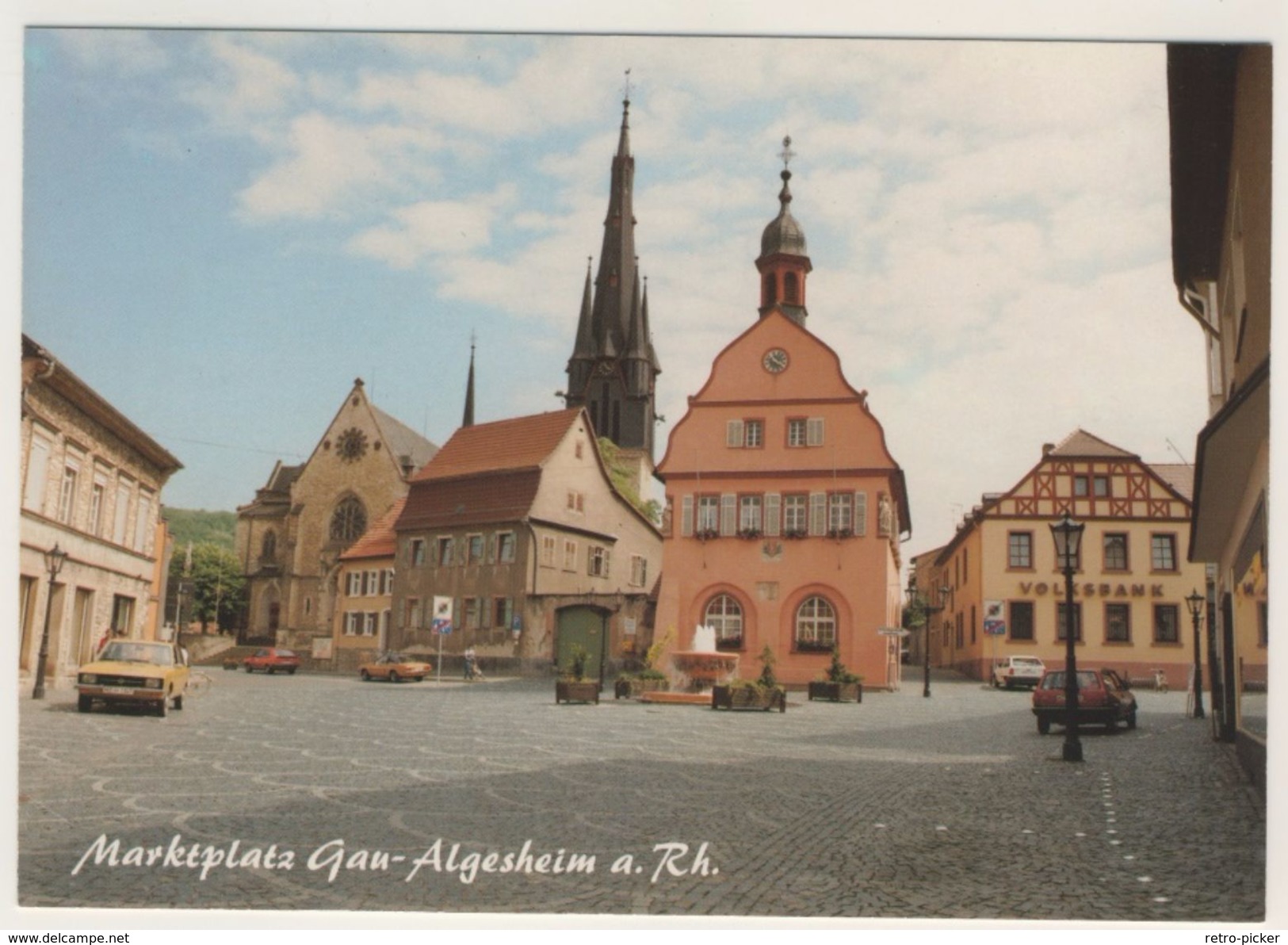 AK  Gau Algesheim Kreis Mainz Bingen Marktplatz Volksbank - Bingen