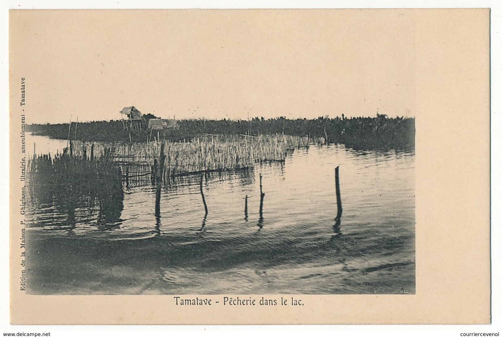 CPA - TAMATAVE (Madagascar) - Pêcherie Dans Le Lac - Madagaskar