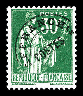 ** N°69, Non émis: Type Paix, 30c Vert, Infime Paille De Papier Au Verso, Fraîcheur Postale, Très Bon Centrage, Rare (si - 1893-1947