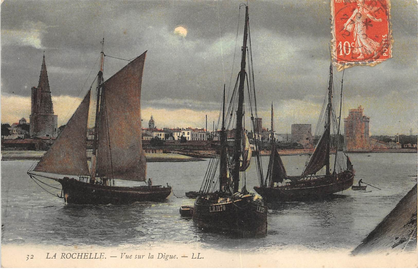 17 LA ROCHELLE VUE SUR LA DIGUE - La Rochelle