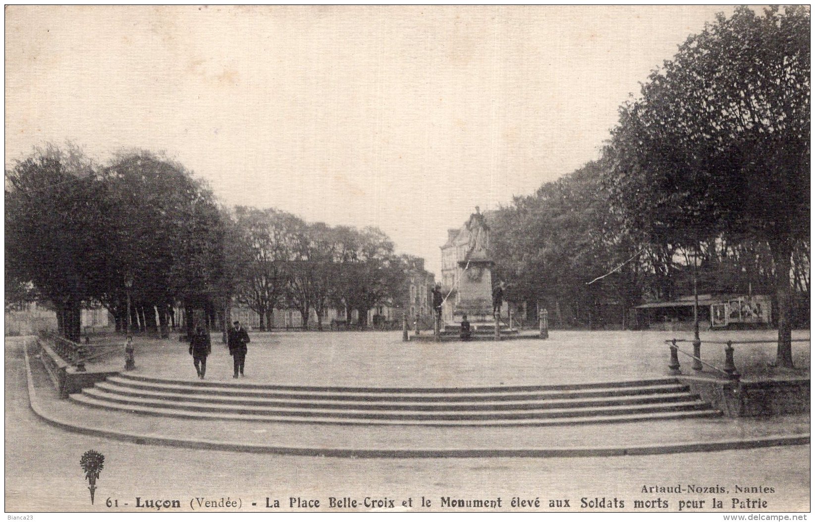 B35900 Luçon, La Place Belle Croix - Altri & Non Classificati