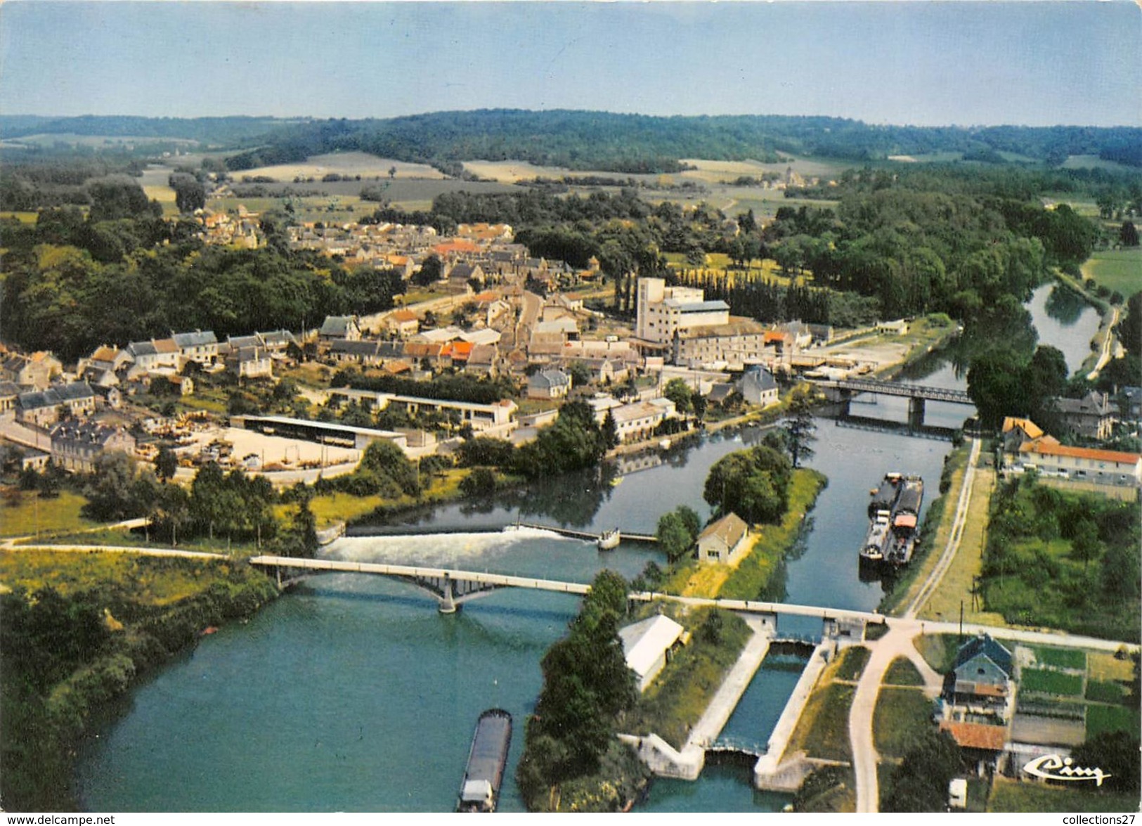 02-VIC-SUR-L'AINE- VUE GENERALE AERIENNE - Vic Sur Aisne