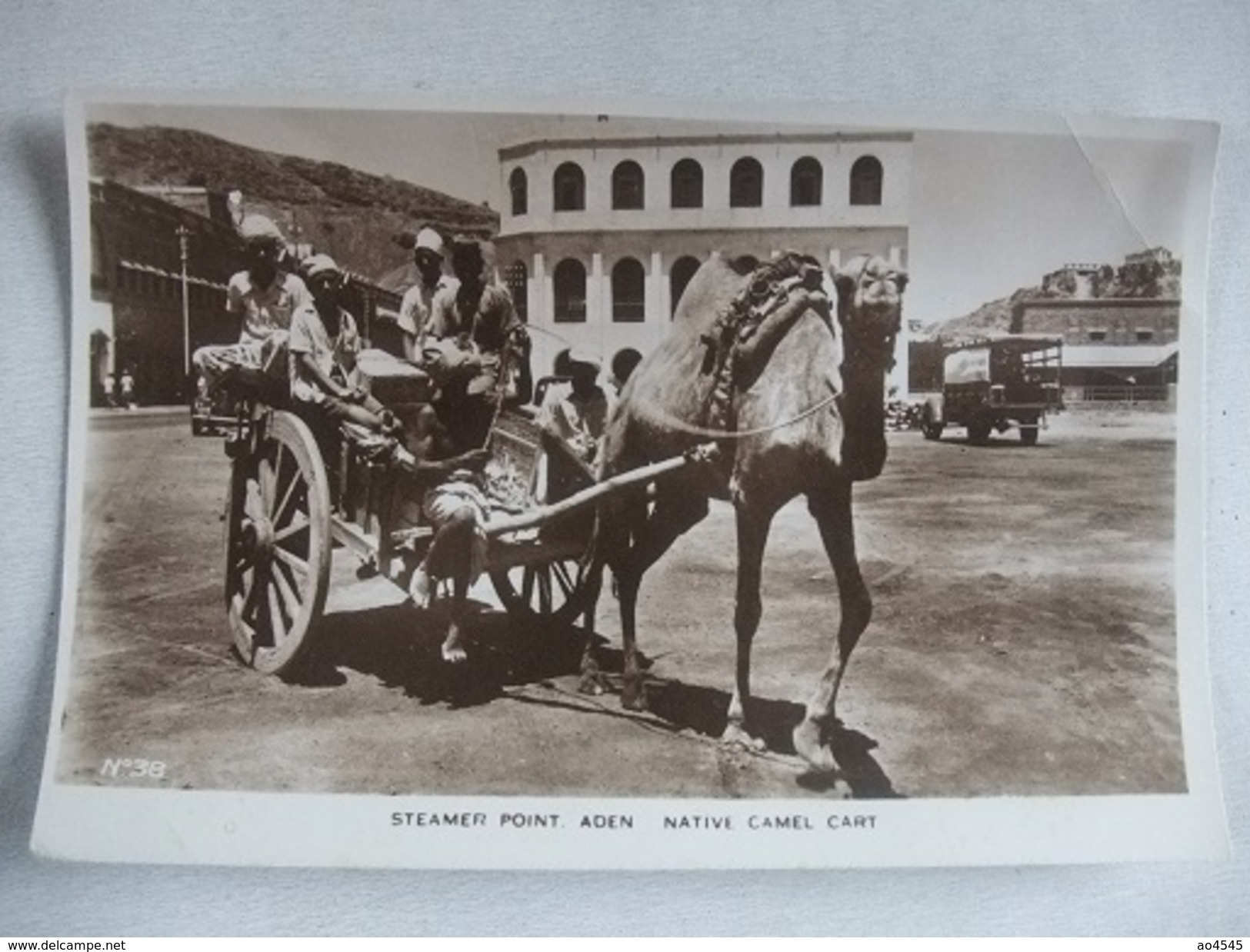 M16 Postcard Yemen - Aden - Steamer Point, Native Camel Cart - Yemen