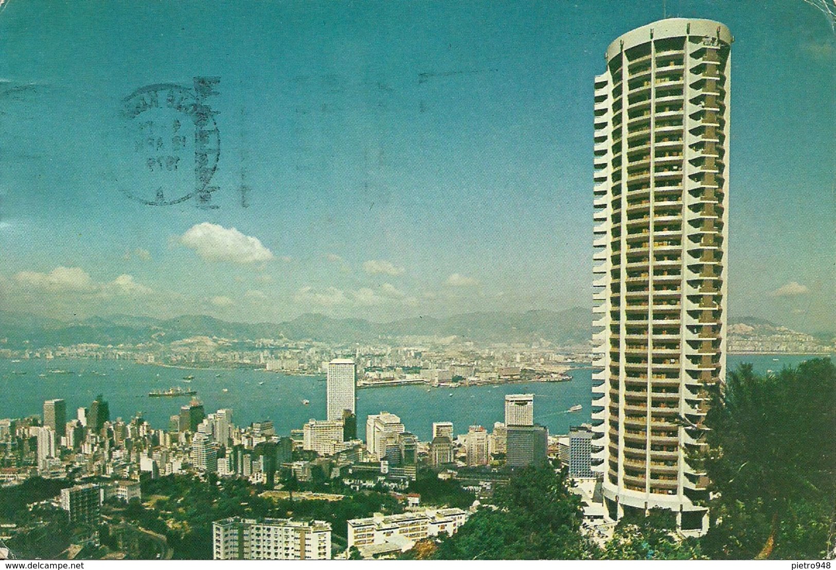 Hong Kong & Kowloon From The Peak, Panorama, Panoramic View And Skyscraper, Vue Panoramique - Cina (Hong Kong)