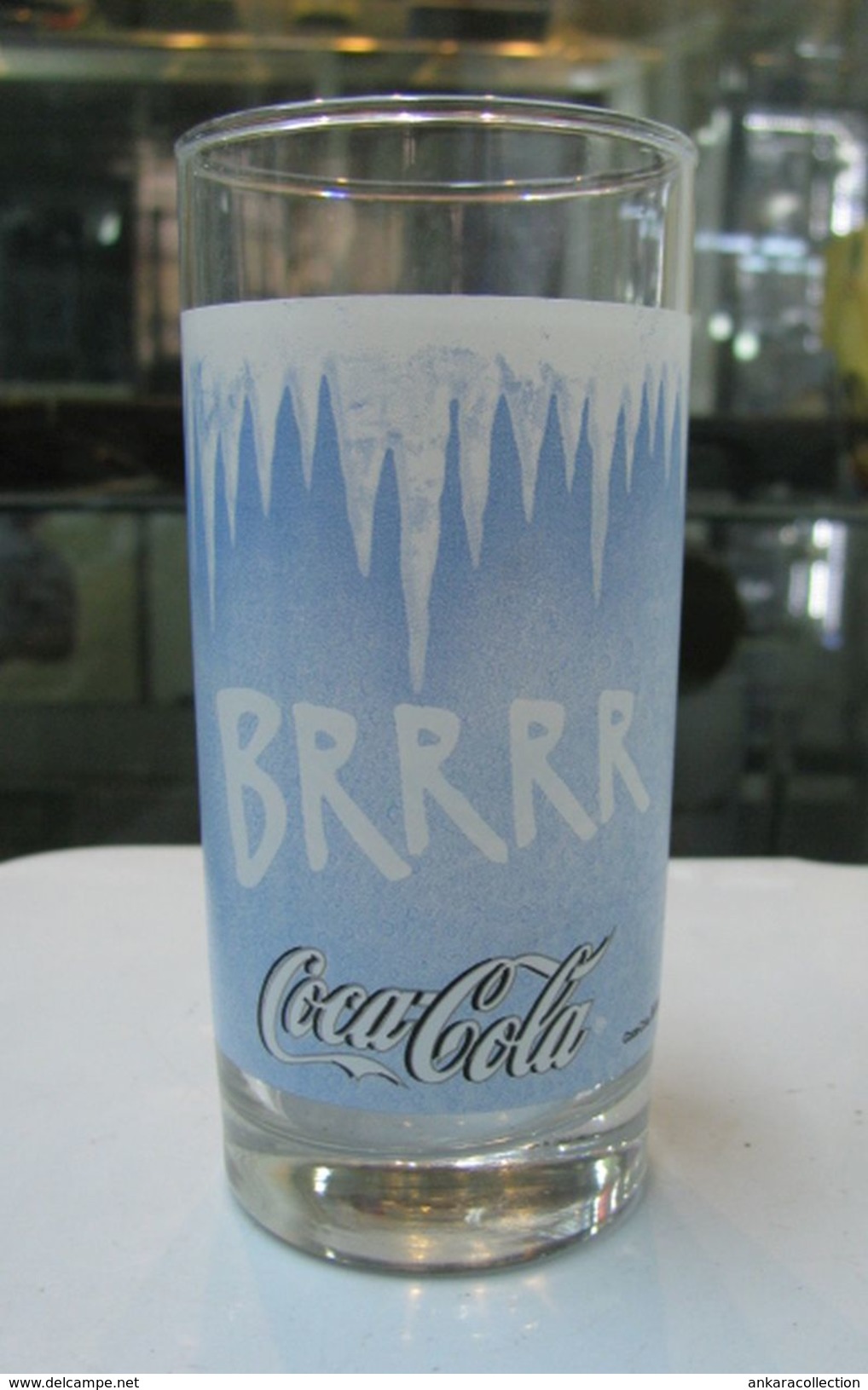 AC - COCA COLA BRRRR GLASS FROM TURKEY - Kopjes, Bekers & Glazen