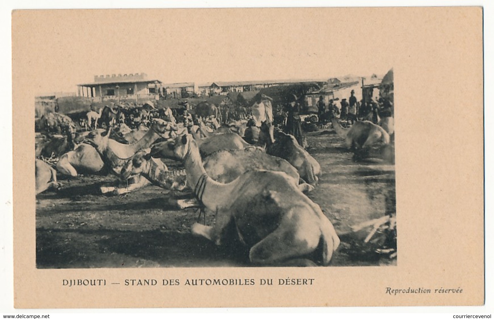 CPA - DJIBOUTI - Stand Des Automobiles Du Désert - Dschibuti