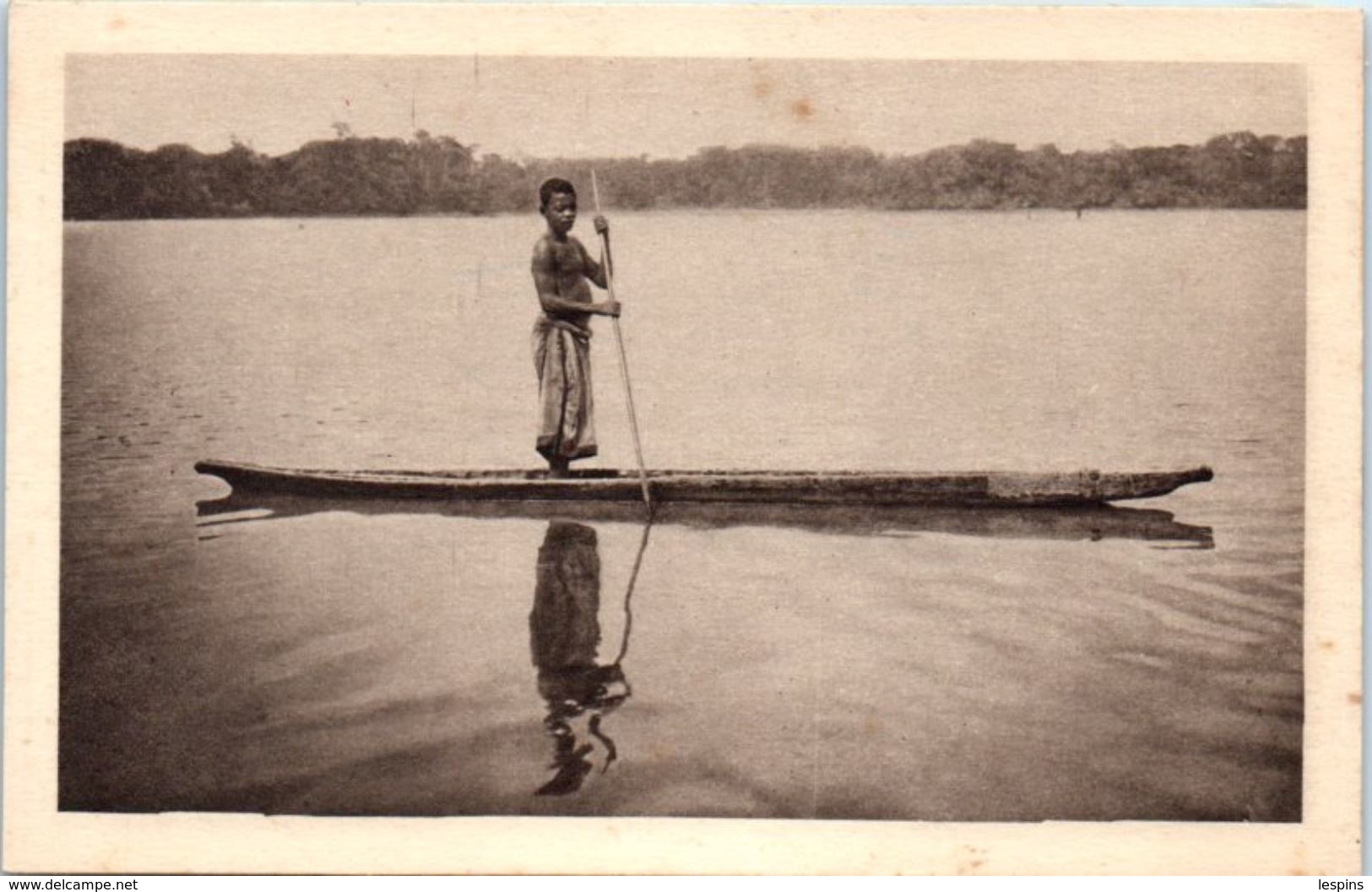 AFRIQUE -- GABON -- Sur L'Ogoque - Gabon