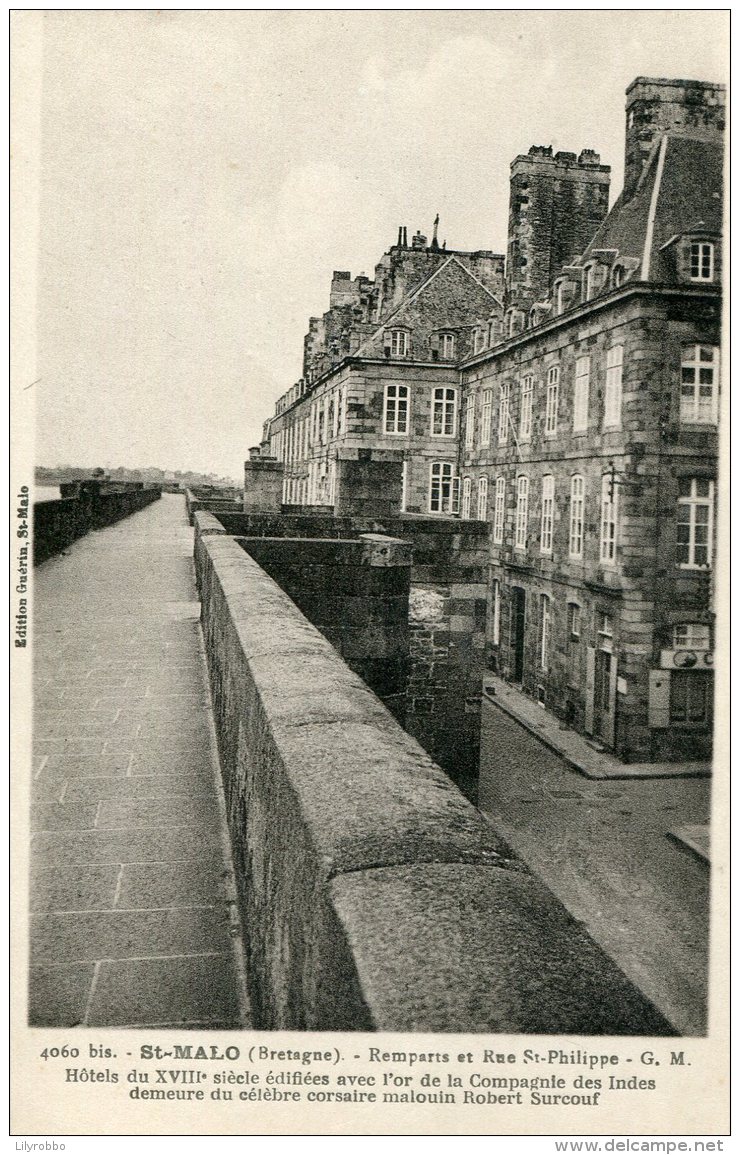 FRANCE - Two VG Cards Of St-Malo - Remprts Et Rue St. Phillippe &amp; La Place Chateaubriand - Saint Malo