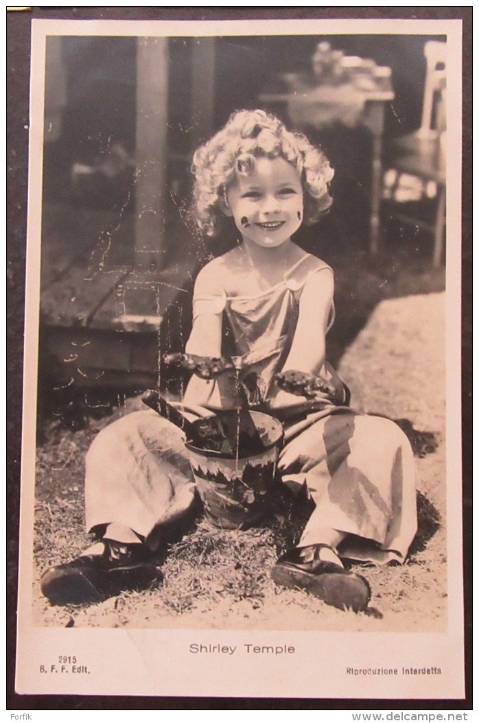 Shirley Temple - 10 Cartes Postales De L'actrice Enfant - Années 30 - Acteurs