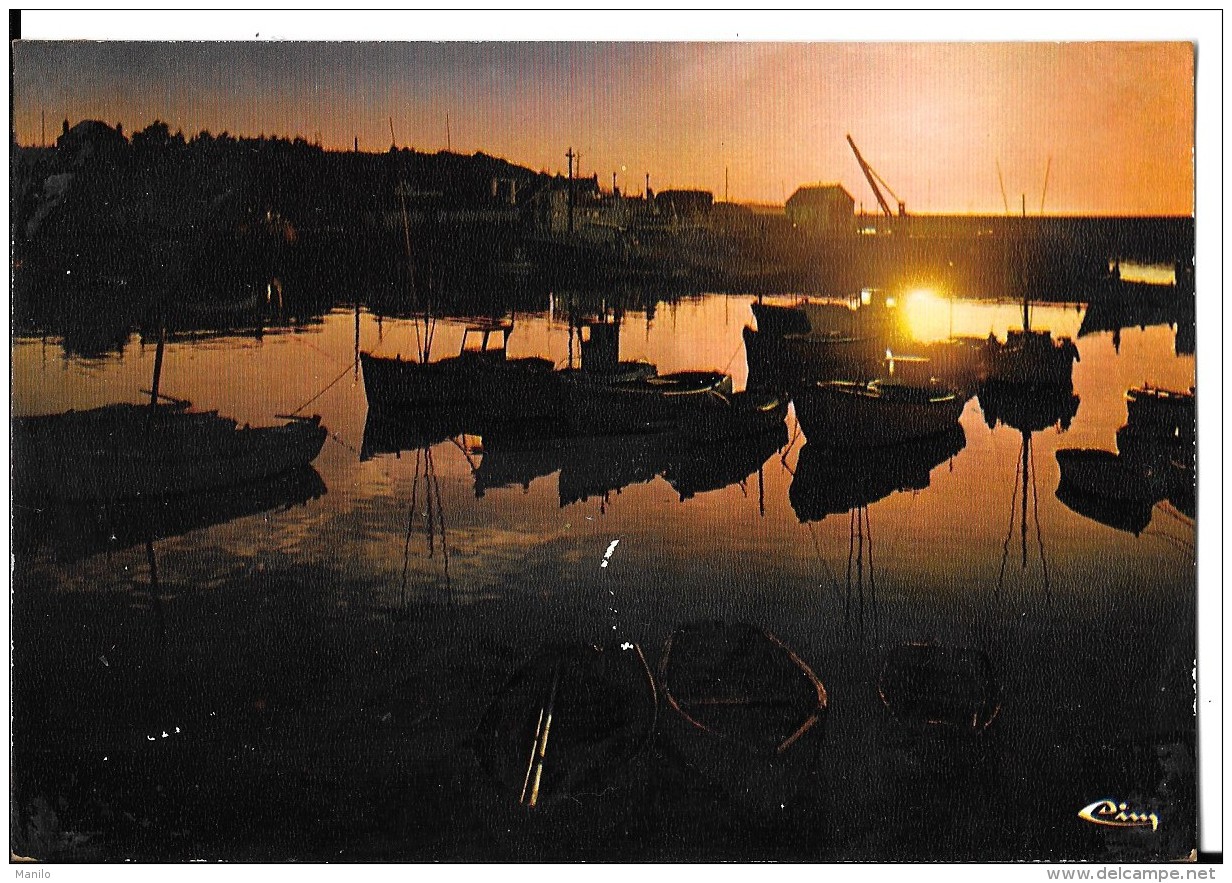 56 - ILE  De GROIX - Coucher De Soleil Sur PORT-TUDY  - CIM -COMBIER IMP à MACON  Ref 0156 - Groix