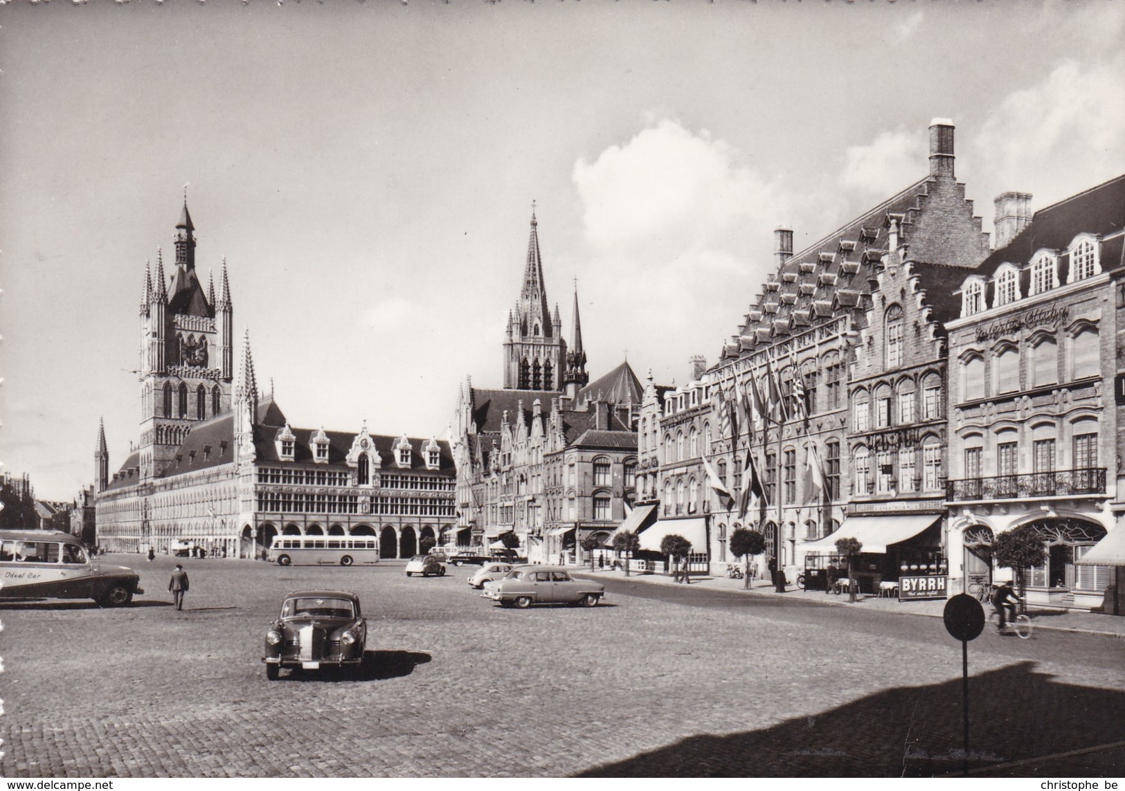 Ieper, Ypres, De Grote Markt (pk38827) - Ieper