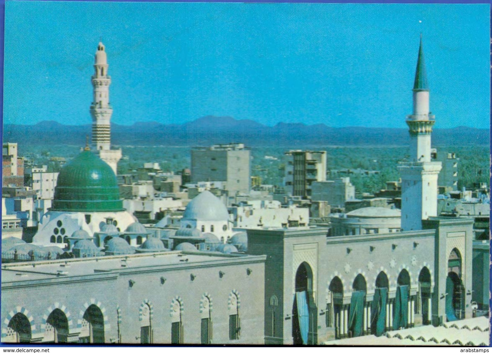 Green Dome In The Prophet's Mosque Sherif - Saudi Arabia