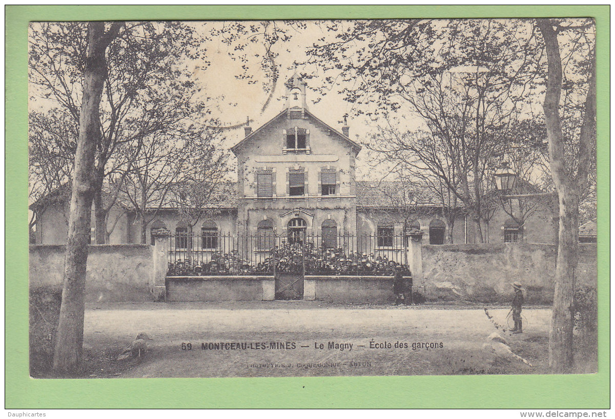 LE MAGNY, Montceau Les Mines : Ecole Des Garçons. Peu Courant. 2 Scans. Edition Coquegoniot - Other & Unclassified