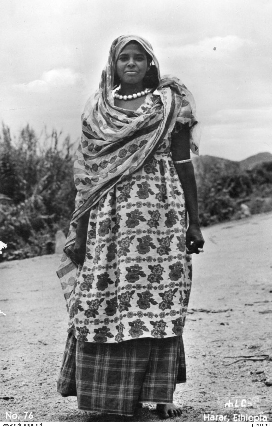 SOMALIE GIRL...NO.76..HARAR ETHIOPIA - Somalia