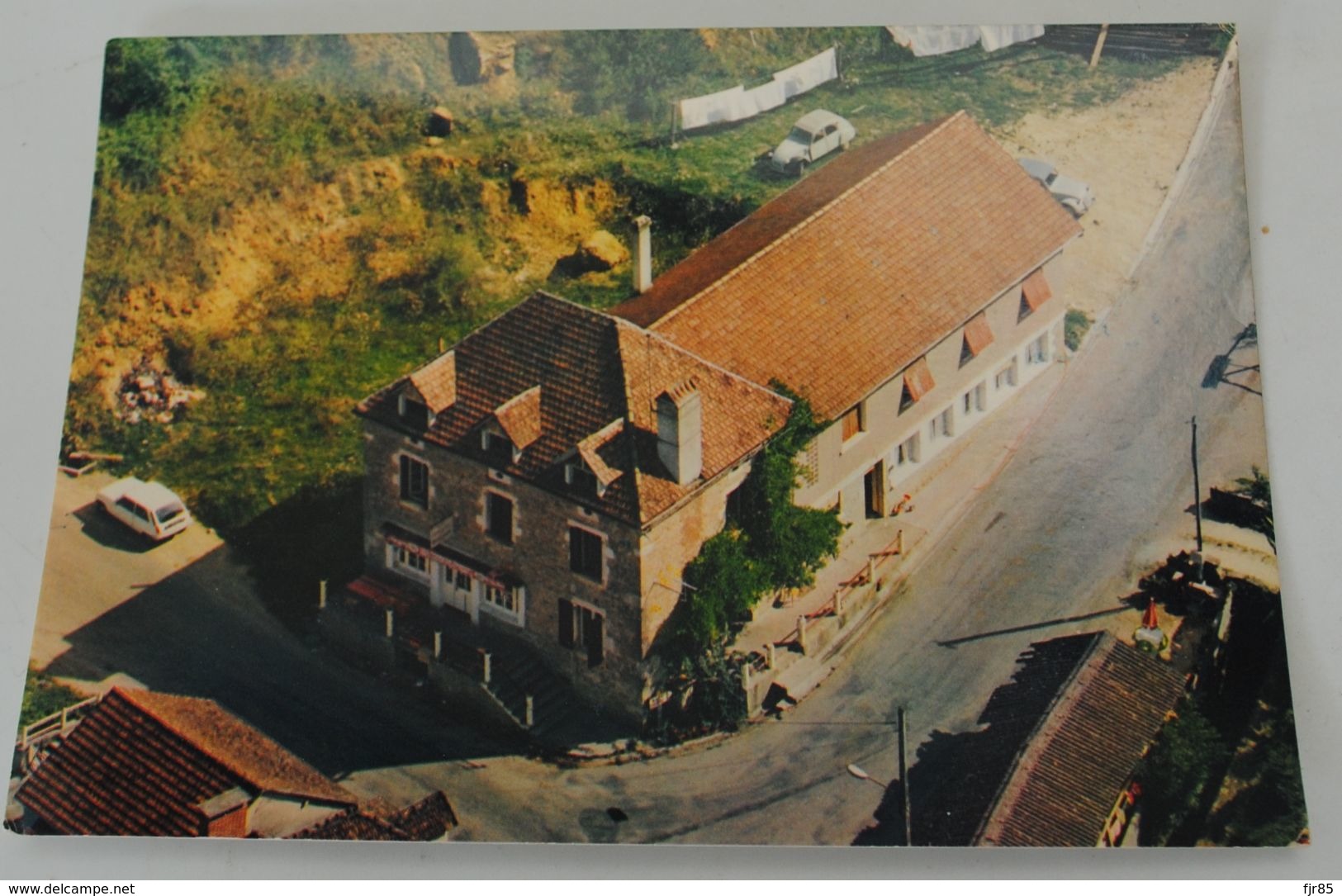 BRETENOUX  GINTRAC AUX PECHEURS REUNIS VUE AERIENNE VOITURES - Bretenoux