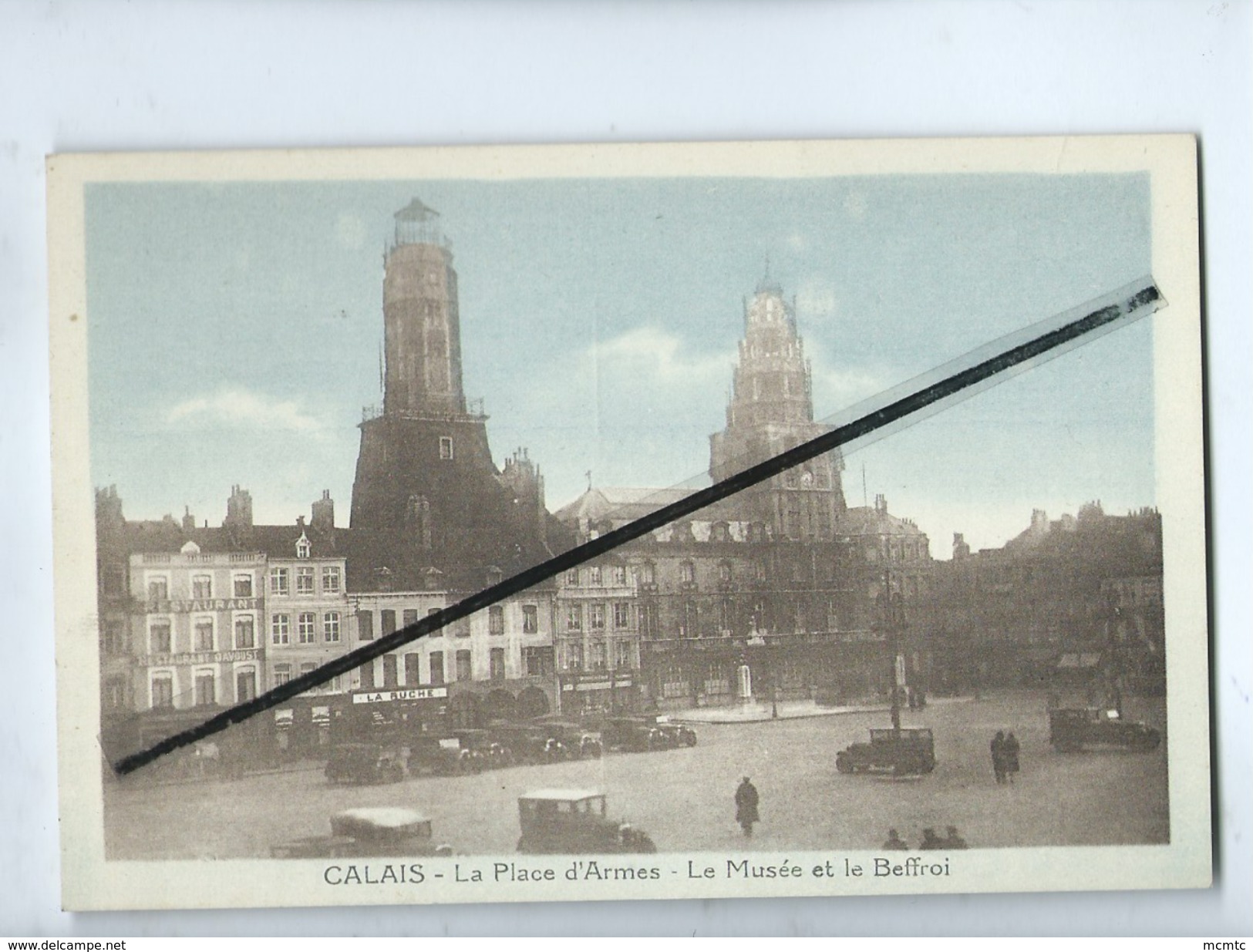 CPA - Calais - La Place D'Armes - Le Musée Et Le Beffroi - Calais