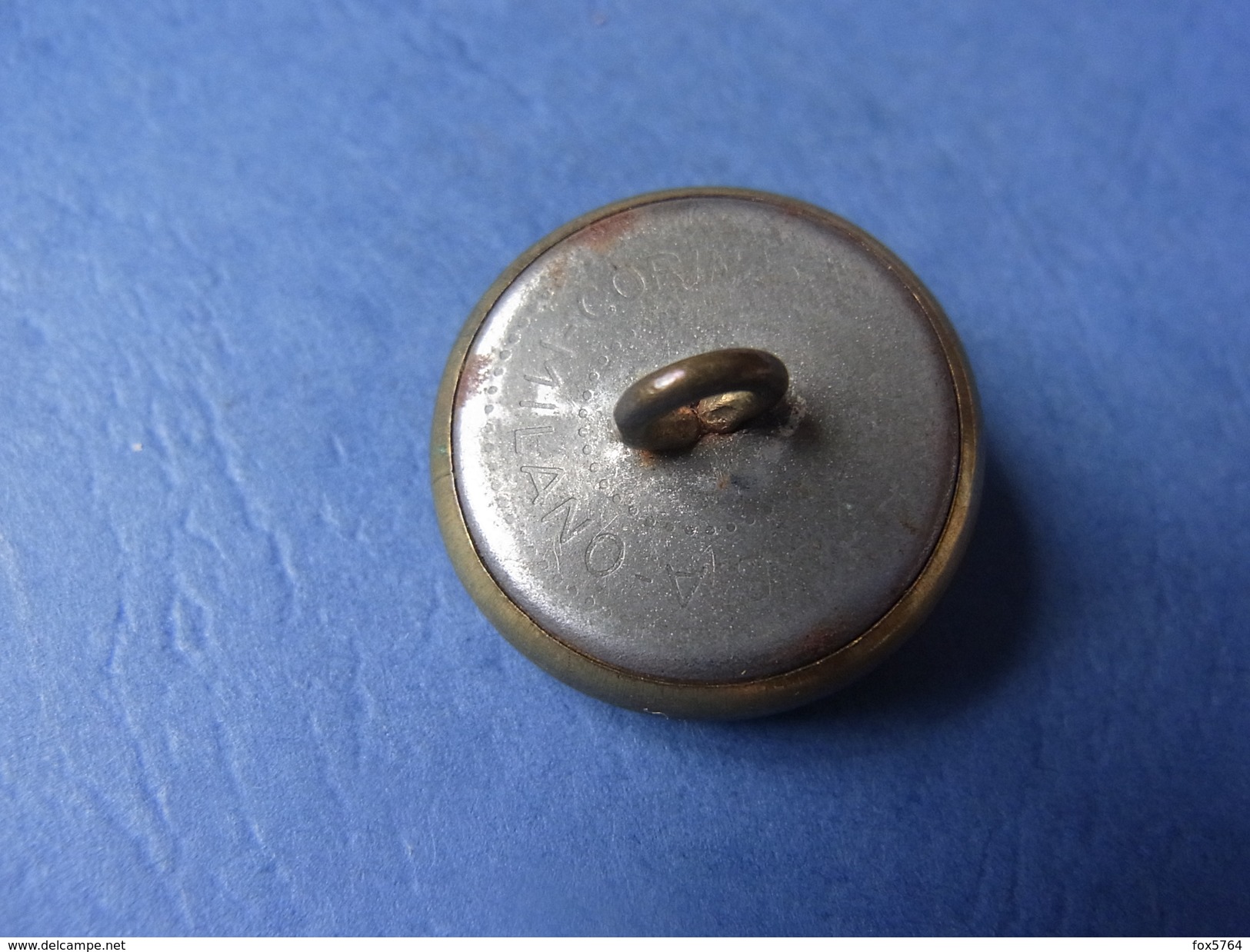 BOUTON VESTE / VAREUSE UNIFORME / PERIODE FASCISTE / ITALIE MUSSOLINI - Buttons