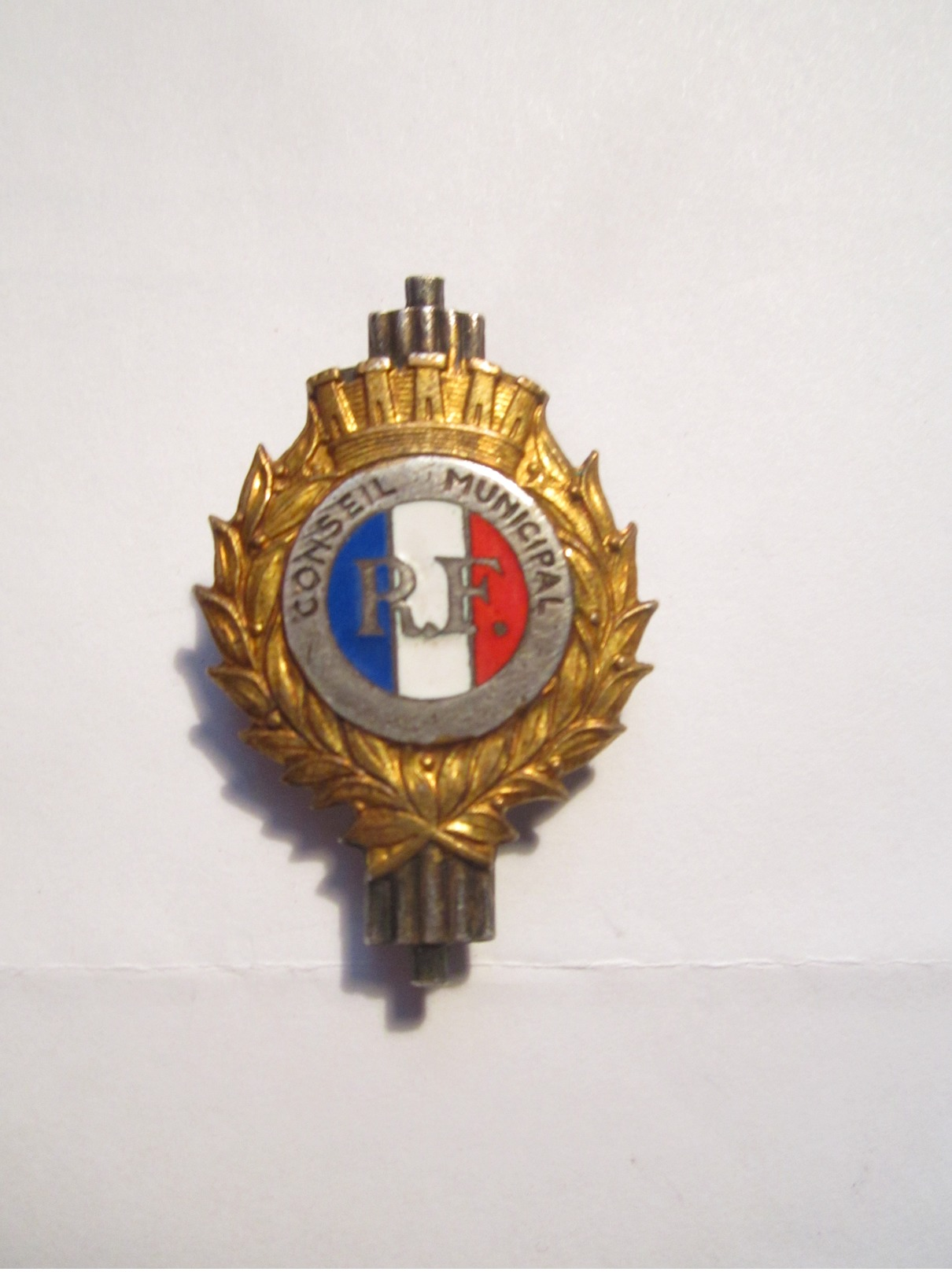 ----1- Insigne Militaire Pince A Cravate- R F CONSEIL MUNICIPAL (( ARTHUS BERTRAND PARIS)) - - Autres & Non Classés